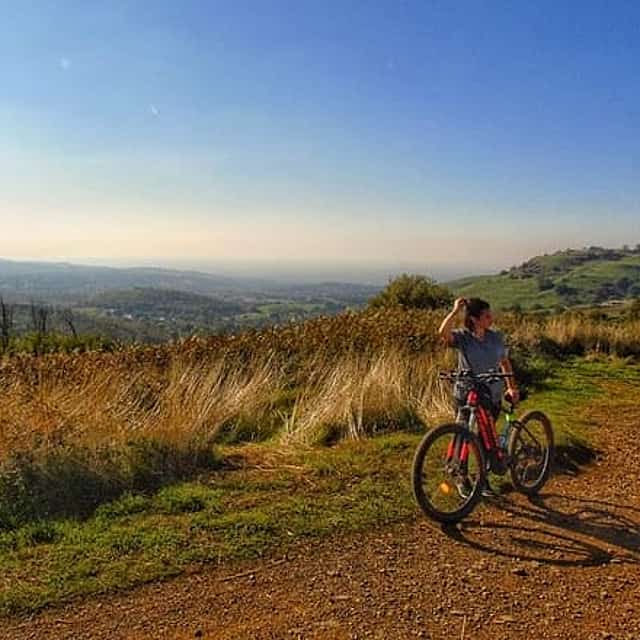 Bike excursion between history and vineyards: discovering Frascati