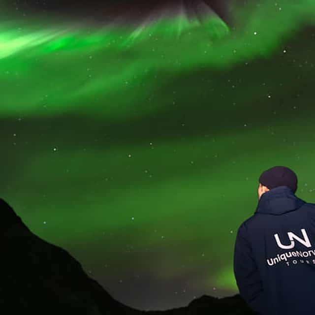 Tromsø: PRIVATE Northern Lights Chase with proffesional photos