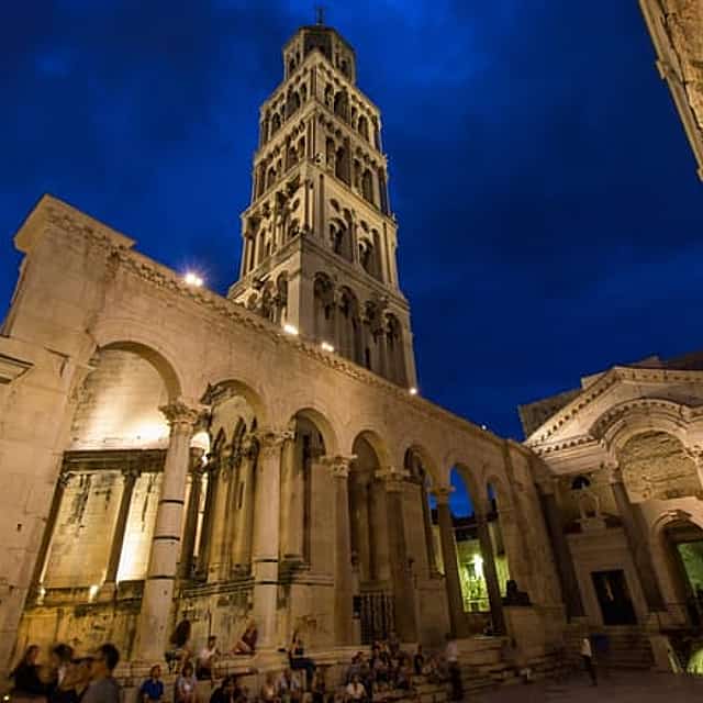Evening Group Walking Tour - Split Old City Diocletian's Palace