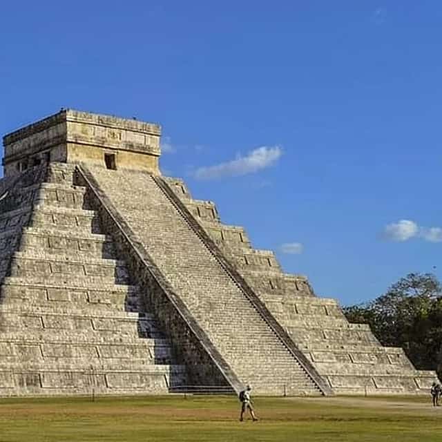 Tour Clásico de Chichén Itzá, Cenote y Valladolid