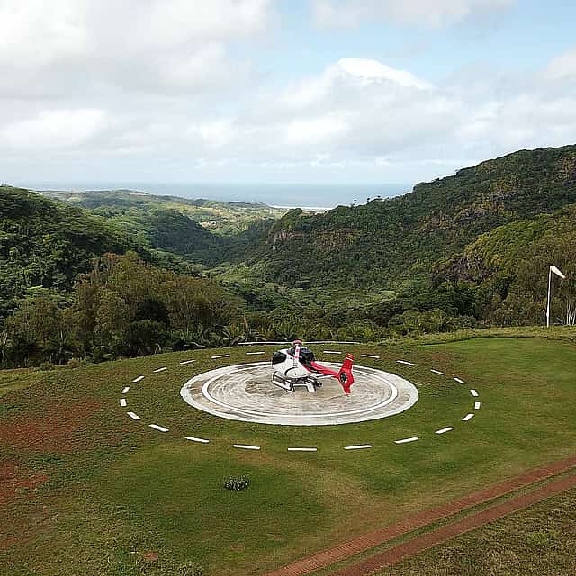 Privater Helikopterflug zu einem Unterwasser-Wasserfall ab Chamarel
