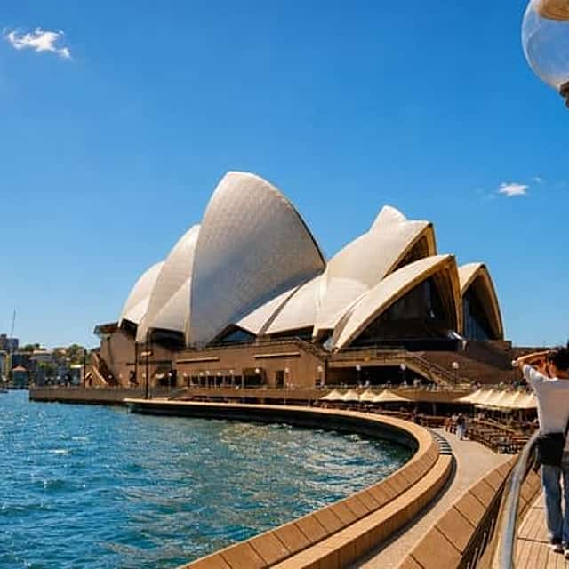 Tour a pie autoguiado de búsqueda del tesoro y lugares destacados de Sídney