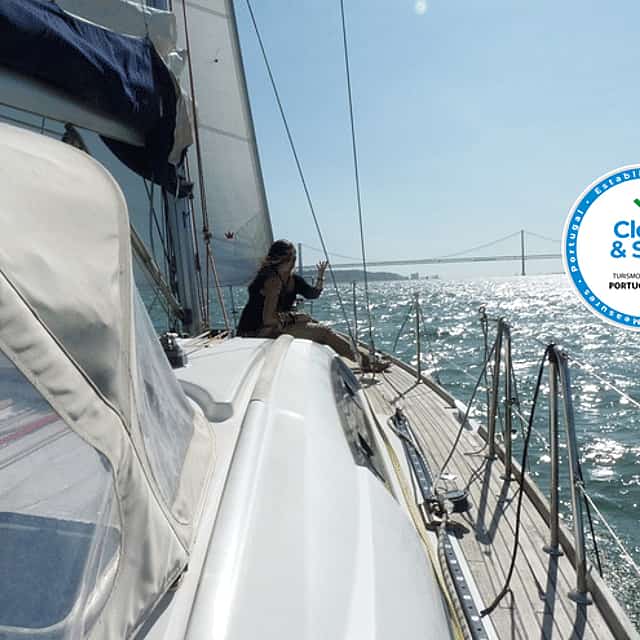 Day Sailing Tour on the Tagus River from Lisbon