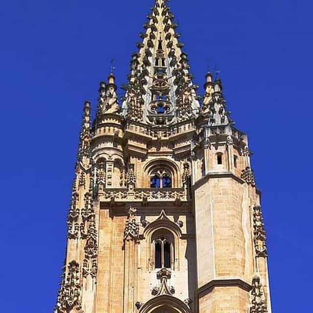 Discover Oviedo - Medieval Charm, Cathedral & Cider Traditions