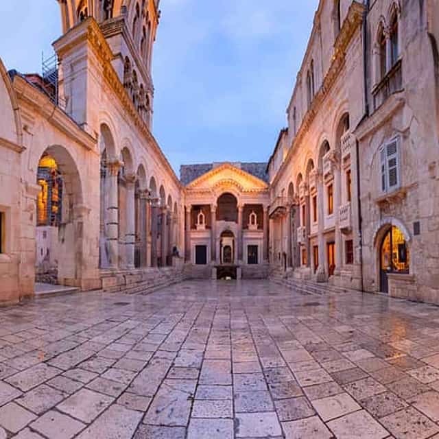 Evening Private Walking Tour - Split Old City Diocletian's Palace
