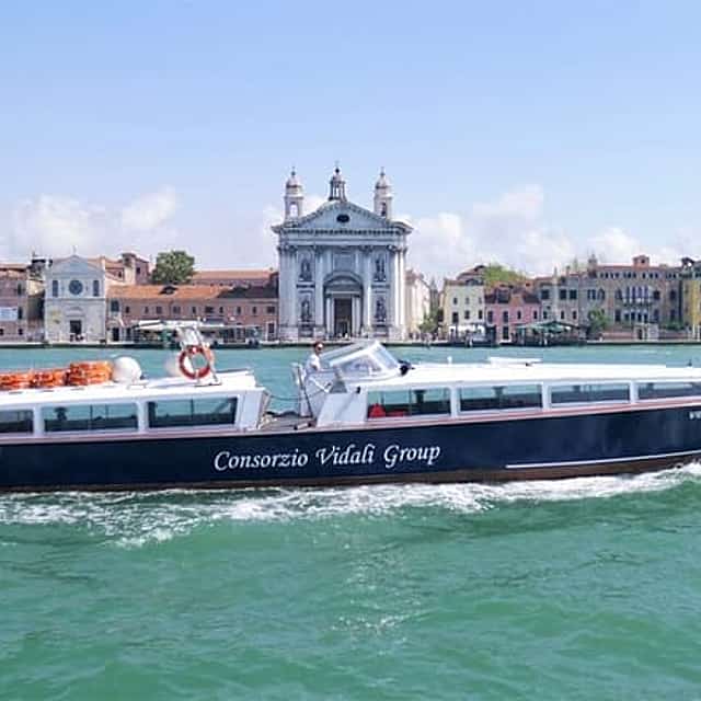 Venice: Private Boat Rental with Driver