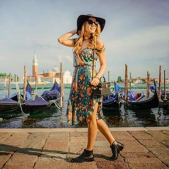 Private Photo Shoot & walking tour