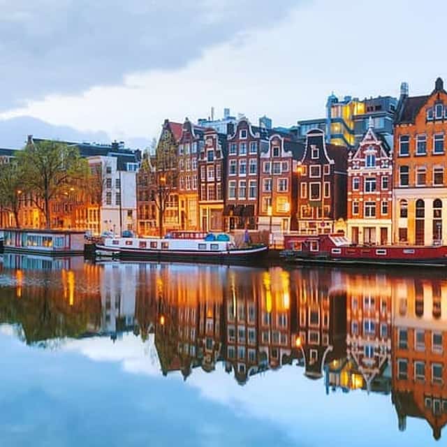 Private transfer: Vlissingen to Amsterdam, 2h stop in Rotterdam