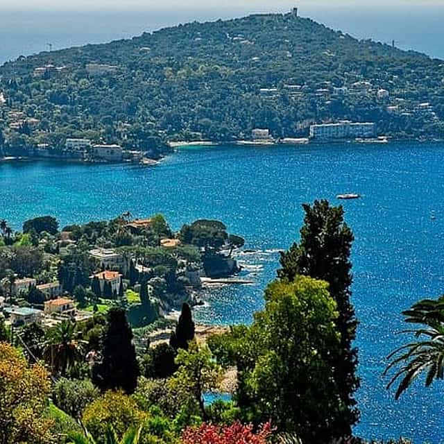5-day Private Paris, Burgundy, Provence, Nice Live Guided Tour