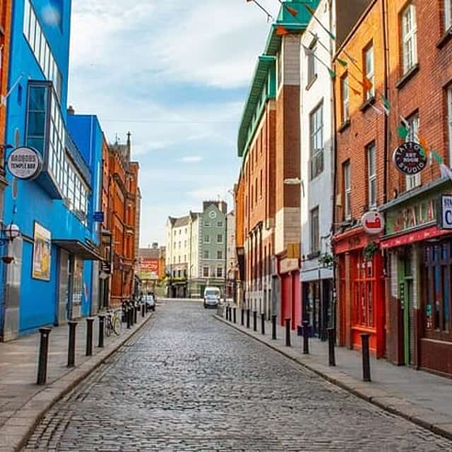 Dublin Scavenger Hunt and Best Landmarks Self-Guided Tour