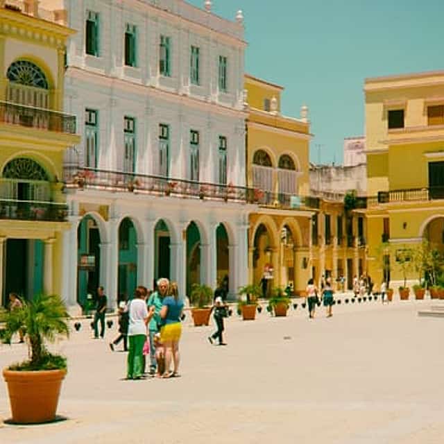 Cuba: 3 Hour private Havana Guided city tour