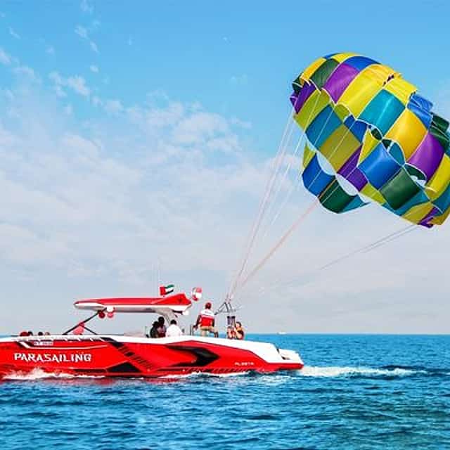 Experience Thrilling Dubai Parasailing Tour