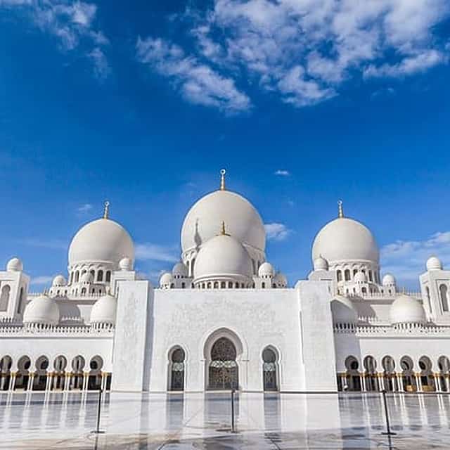 Abu Dhabi City Tour with Louvre Museum from Dubai Small Group