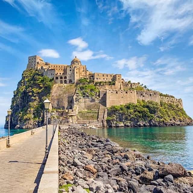 Ischia: guided tour in Italian of the Aragonese Castle