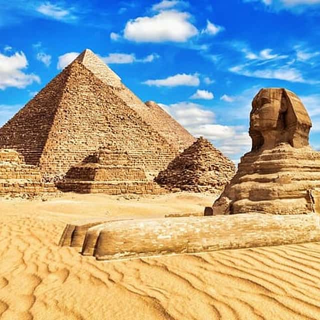 Pyramids of Giza & Egyptian Museum Day Tour from Sharm El Sheikh