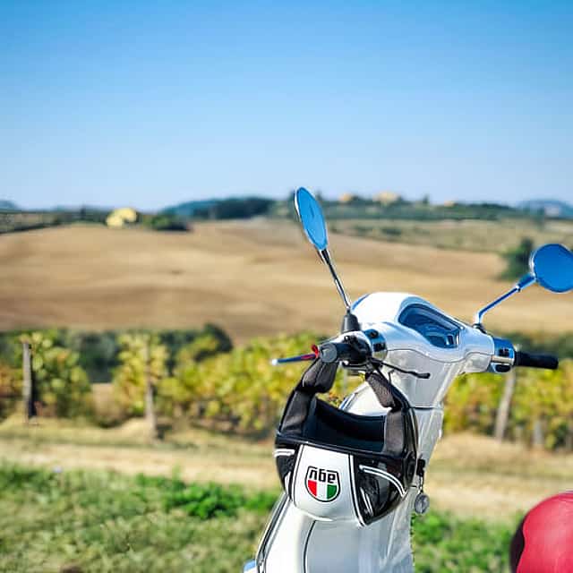 Vyhlídková jízda Chianti s ochutnávkami vína a toskánským obědem
