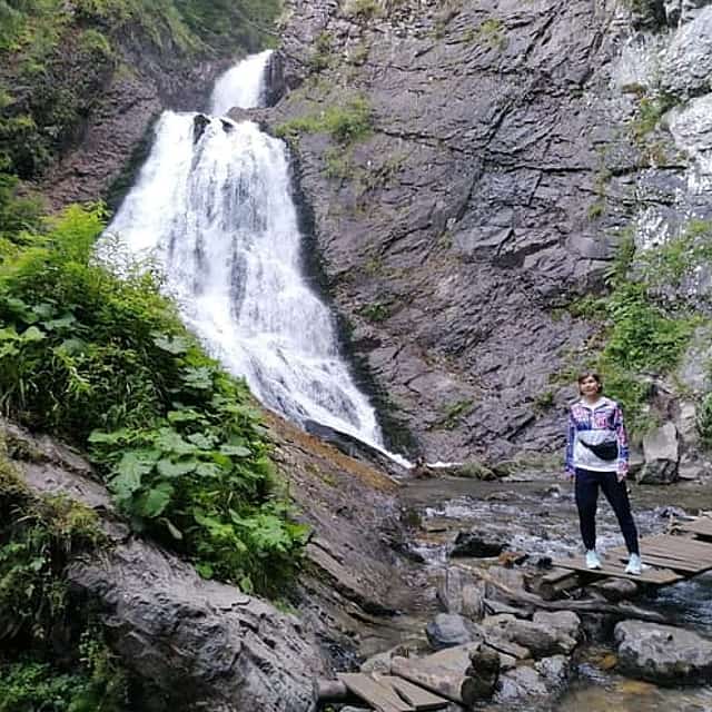 Vladeasa Peak and Bride's Waterfall Day Hike
