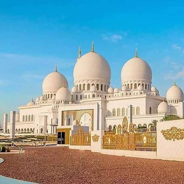 Private Full day Abu Dhabi City Tour with SZGM from Abu Dhabi