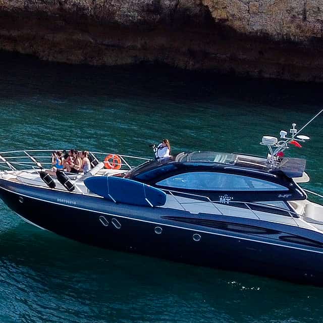 Enjoy the Breathtaking of Algarve Coastline