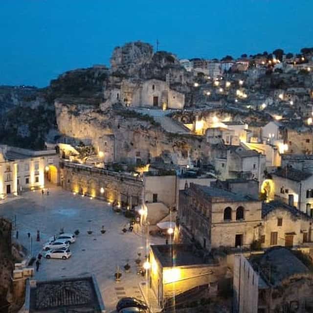 Guided Tour of Matera Sassi