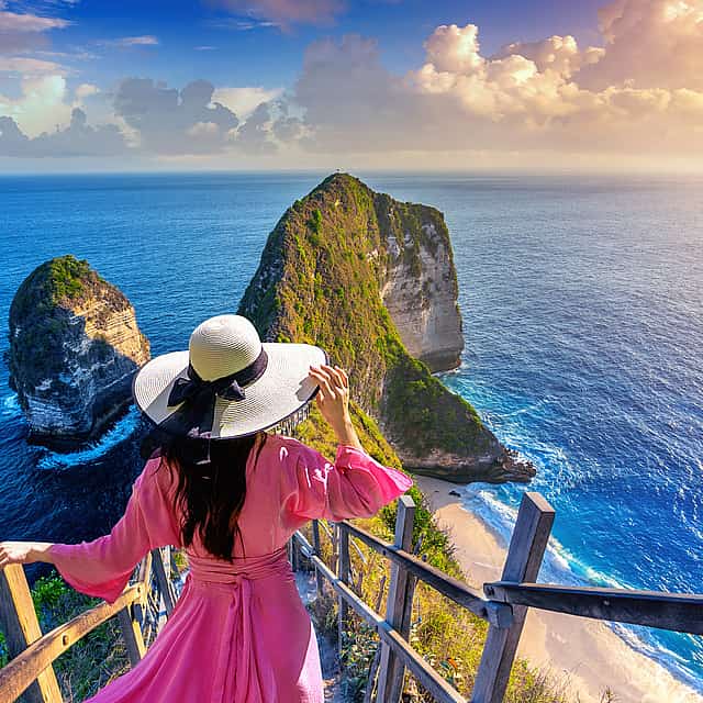 West Nusa Penida Tour with Photographer