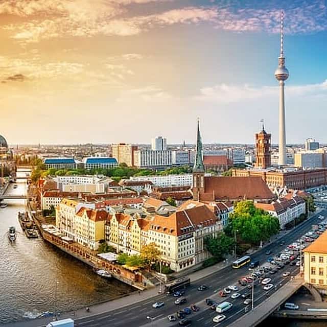 Hamburg to Berlin 1-Way Private Transfer Service