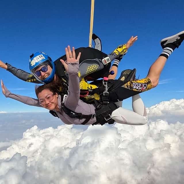 Sky dive Dubai