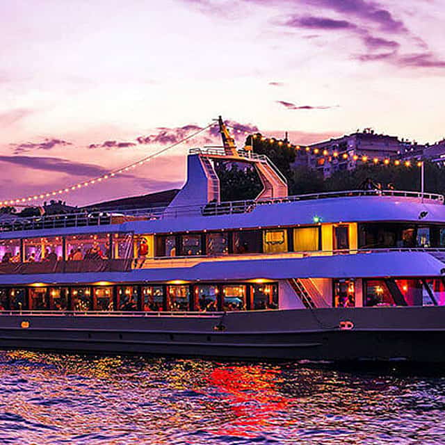 Bosphorus Dinner Cruise with Turkish Night Shows