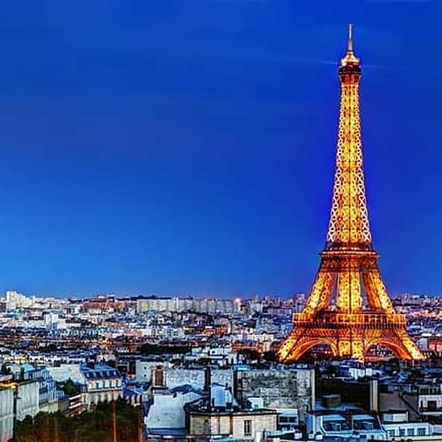 4 hours Paris Private Tour with hotel pickup & drop