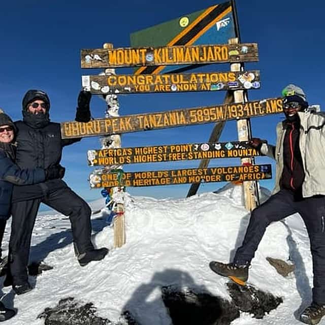 7 jours de trekking Kilimandjaro Marangu et safari animalier