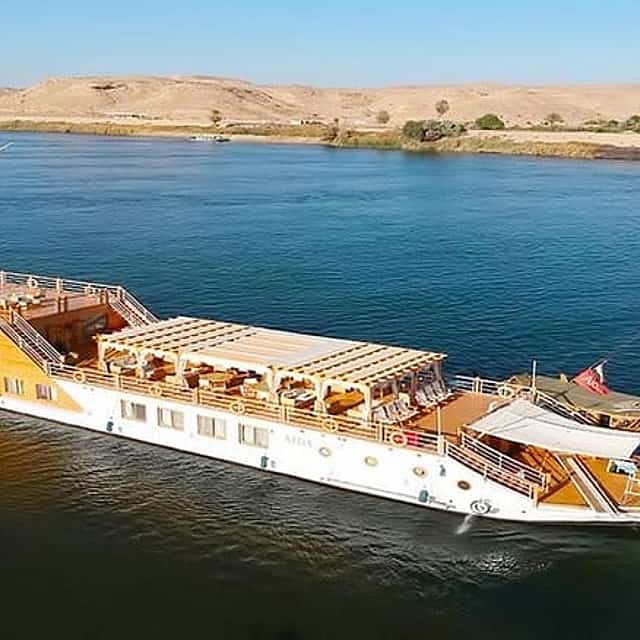 Private Luxury Deluxe Dahabiy with Hot Air Balloon and Abu Simbel 5 Days 4 night