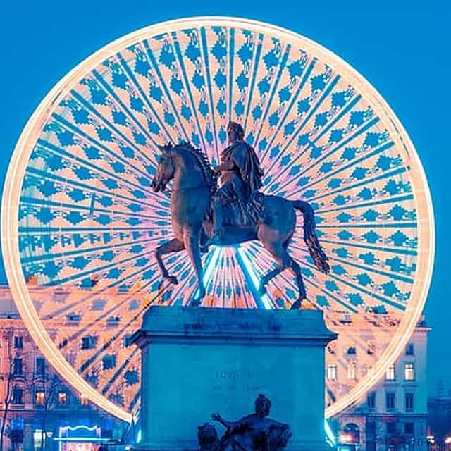 Private direct door-to-door transfer from Geneva to Lyon