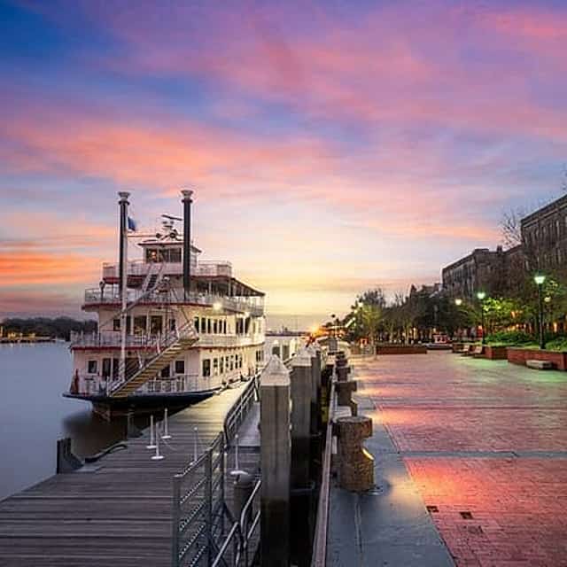 Savannah Waterfront: Pirate Adventure Walking Game