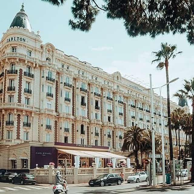 Private Transfer From Monaco to Cannes With a 2 Hour Stop in Nice