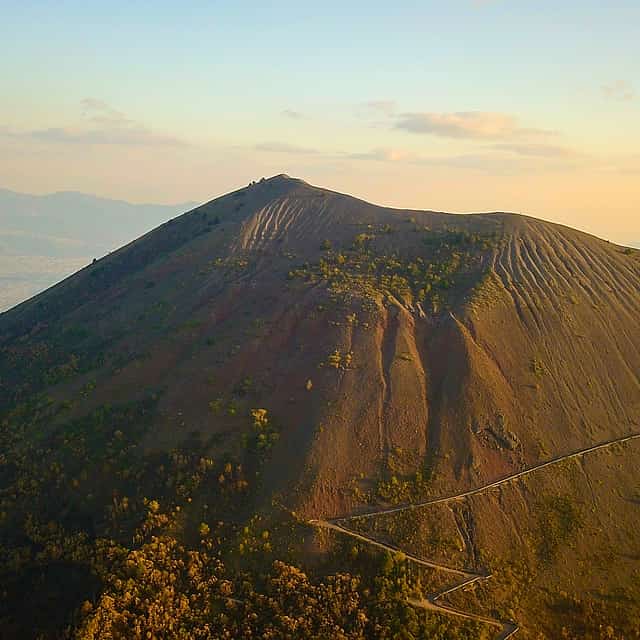 Pompeii, Herculaneum, and Vesuvius Private Tour from Naples by Minivan (3-8 persons)