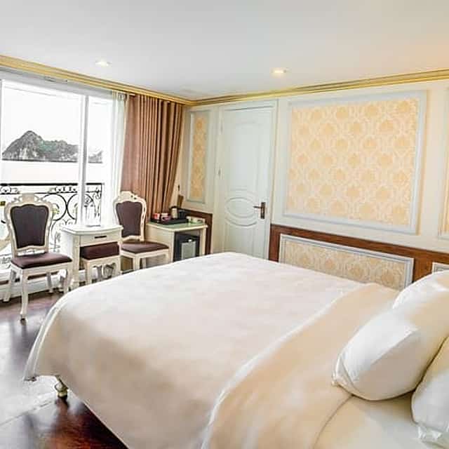 Halong Bay 2Day/1 Night - LUXURY OVERNIGHT CRUISE - Balcony Cabin