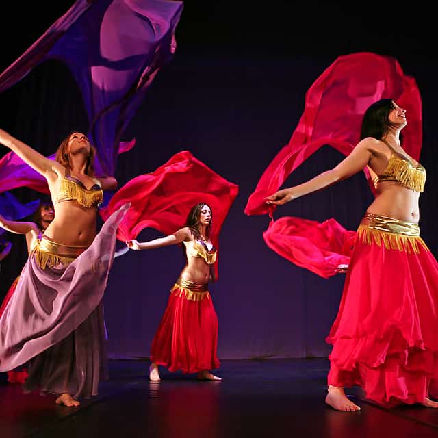 Dîner de la Sultane et spectacle de danse orientale "1001 Nights".