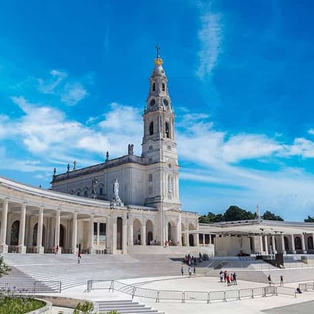 2 Tours Private / Tour FÁTIMA Second day Tour SINTRA