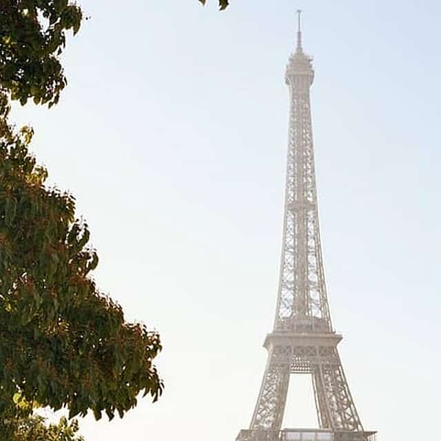 Private Vintage Car Tour with Eiffel Tower and Seine River Cruise