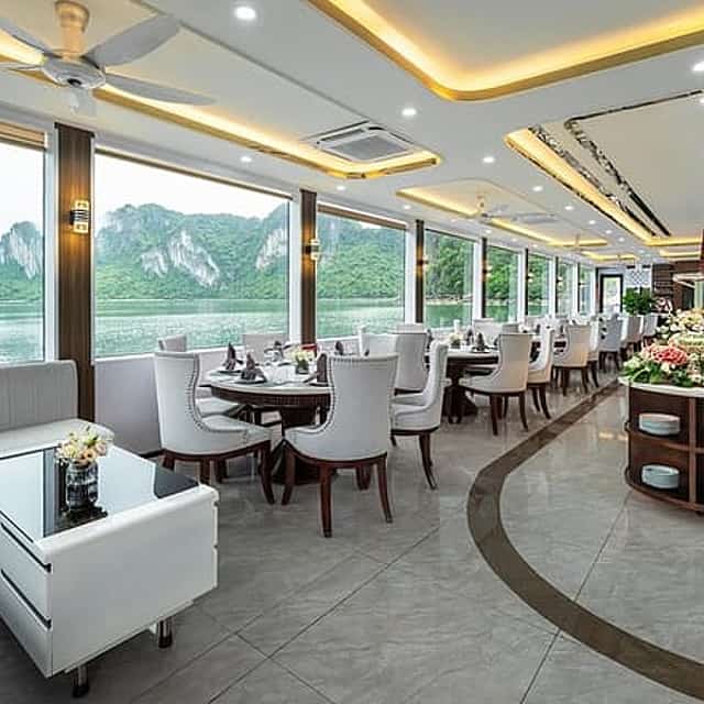From Tuan Chau Port : Halong Bay Cruise Kayaking, Lunch and Party
