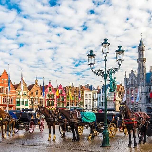Holiday taxi private direct transfer from Eindhoven to Bruges
