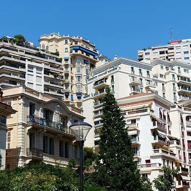 Private Transfer von Turin nach Monaco, 2 Stunden Aufenthalt in Savona