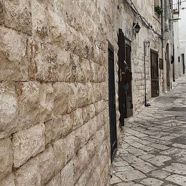 Discover Bari: Old Town, Historic Landmarks & Coastal Promenade
