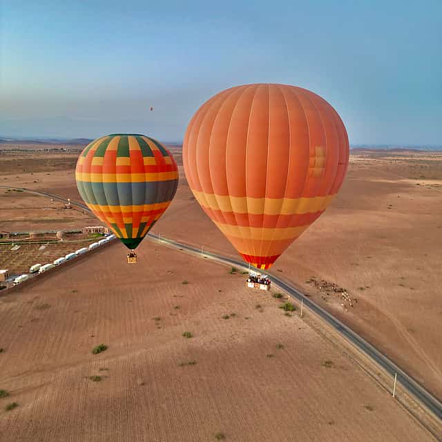 Marrakech: Vuelo en globo aerostático con paseo en quad de 2 horas
