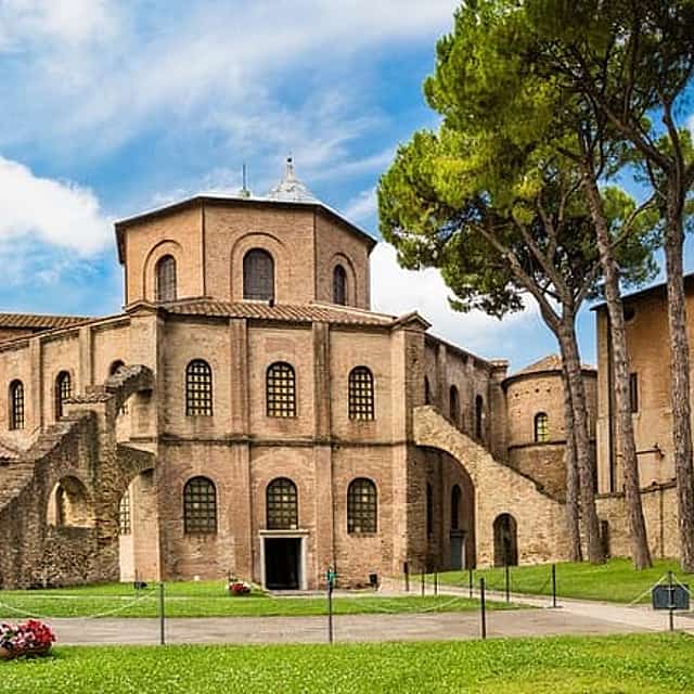 Private direct transfer: Florence to Ravenna, with local driver
