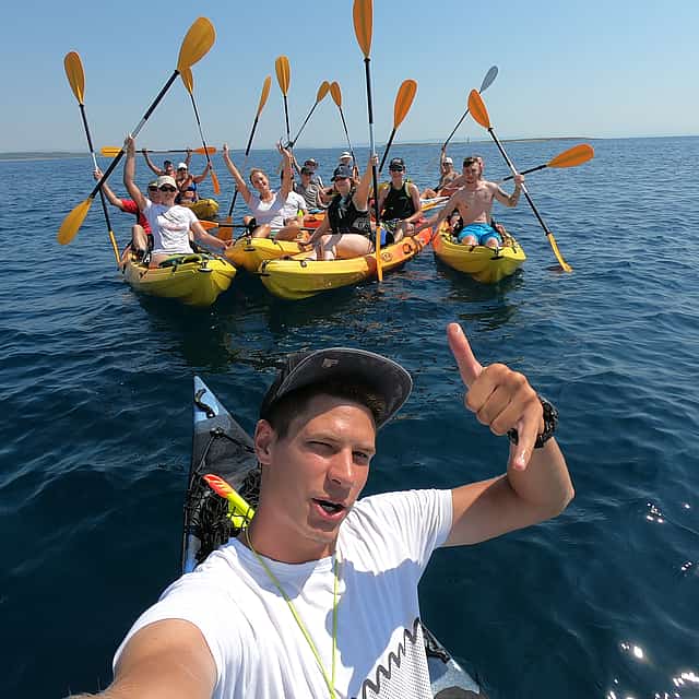 Full Cave and Safari Experience by Kayak