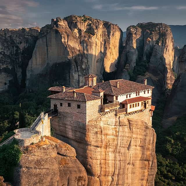 2-tägige Meteora-Tour ab Athen mit dem Zug
