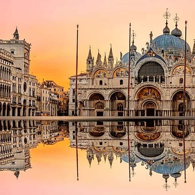 Private Transfer from Split to Venice, Hotel-to-hotel, English-speaking driver