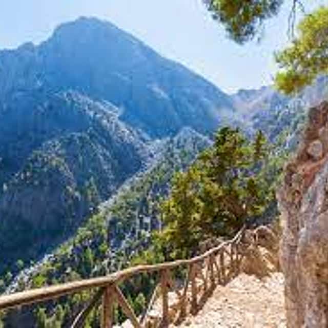 Easy Way Samaria Day Tour from Rethymno