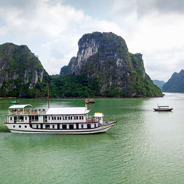 Halong Bay 2 Days with Cozy Bay Classic Cruise